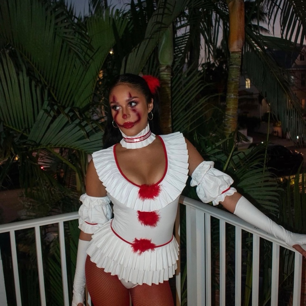 Pennywise Halloween Costume